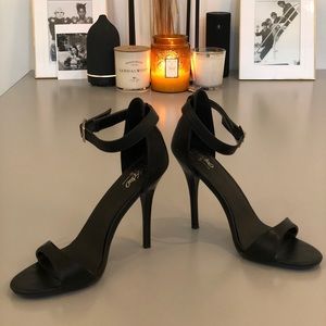 Massimo black open toe heels (size 7)